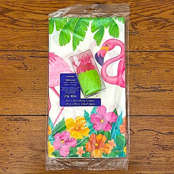 Flamingo Tablecover and Flamingo Party Picks - Party Supplies Tableware - Picture 1 of 7